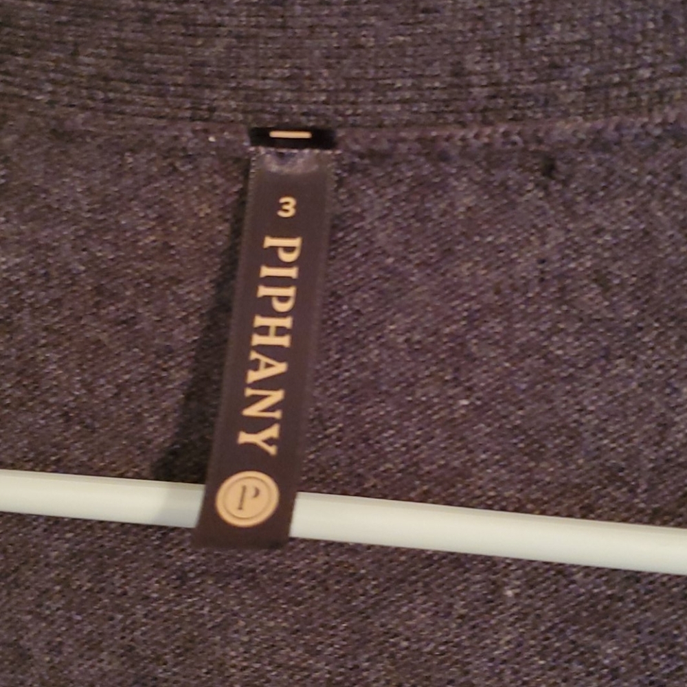 Sweater - Picture 2 of 7